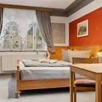 Schrammsteinbaude Guest house Bad Schandau