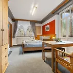 Schrammsteinbaude Guest house 3*