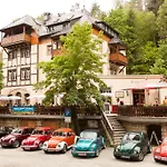 Schrammsteinbaude Guest house