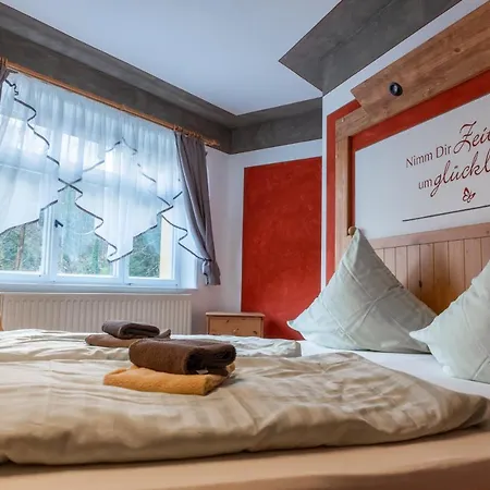 Schrammsteinbaude 3*