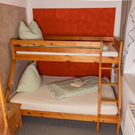 Guest house Schrammsteinbaude *