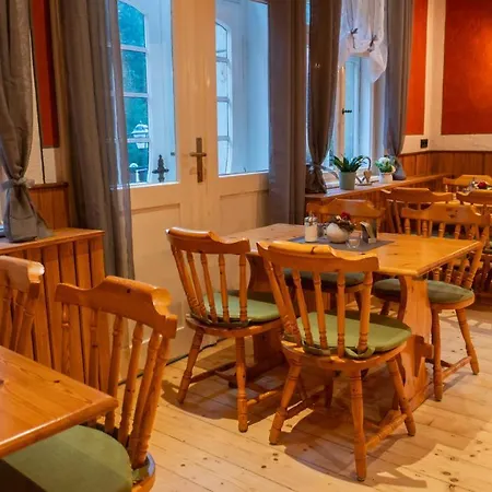 Guest house Schrammsteinbaude *