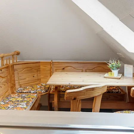 Schrammsteinbaude Gæstehus 3*