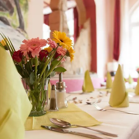 Schrammsteinbaude Gæstehus 3*